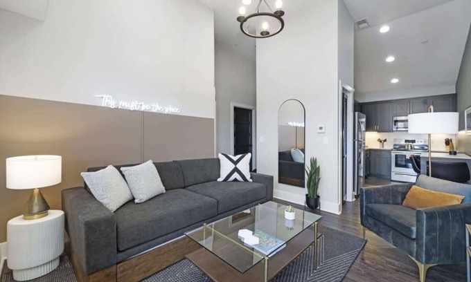 Salemtown Apartment | Abode | Germantown | Delightful Design + Walkable