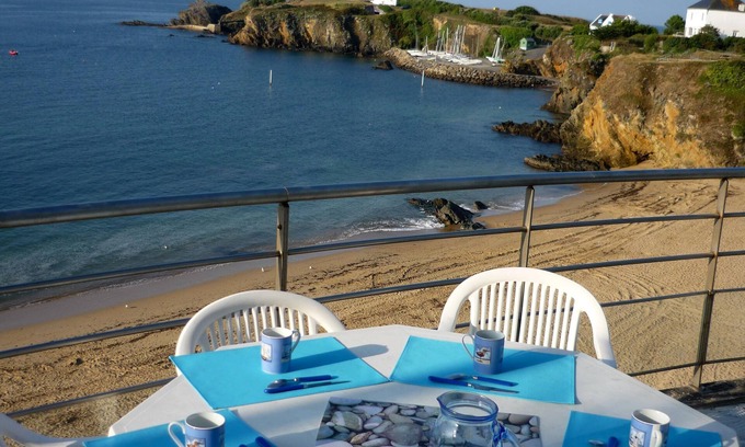 Le Pouldu Apartment | Above the water, Large apartment, Panoramic view overlooking the ocean 100m2