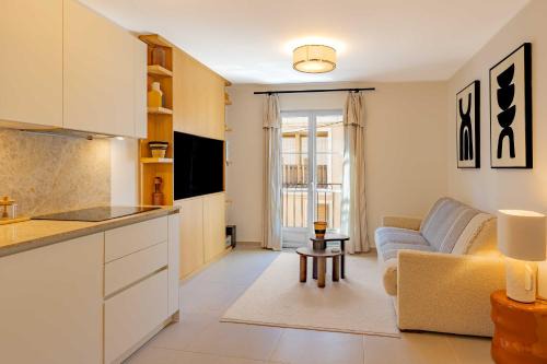 Saint-Tropez City Centre Apartment | AC Apartment with 1 Bedroom for 4 Guests - Place des lices of Saint-Tropez