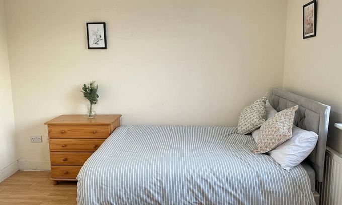 Wembley Park Apartment | Acacia Wembley Stadium Serviced Apartment by Edens