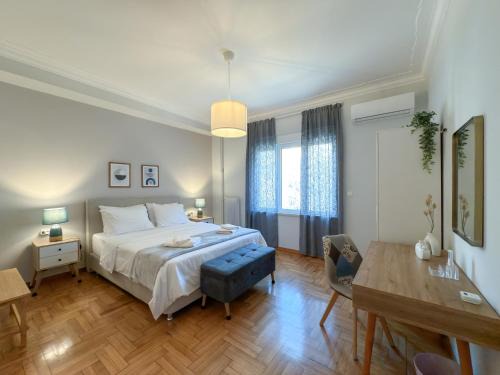 Omonia Apartment | Acropolis view 4 bedroom flat