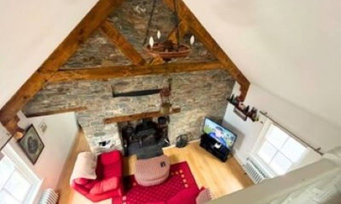 Killarney Cottage | Adorable 3-bedroom cottage in Tiernaboul located 2.5 miles from Killarney Town