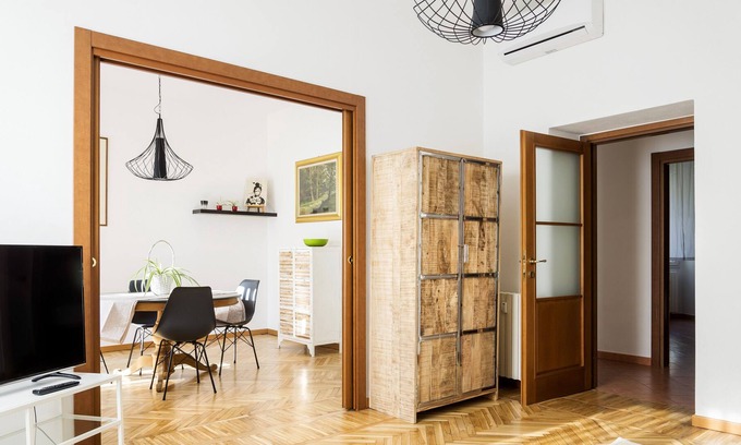 Carrobbio Apartment | Adorable Apartment in Milan City center, 4 guests, few steps from the Duomo