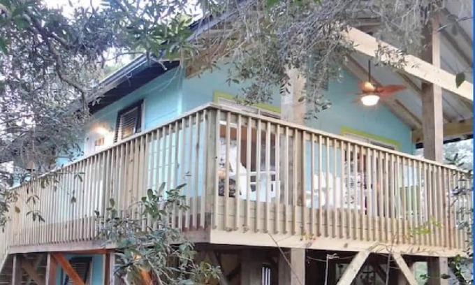 St. George Island Cottage | Adorable Cottage! Fun, colorful, gated/fenced, meticulously maintained! Privacy!