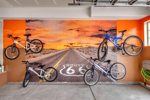 Washington House | Adventure Base Camp Pet Friendly with Resort Living Pool, Arcade, Pickle-ball
