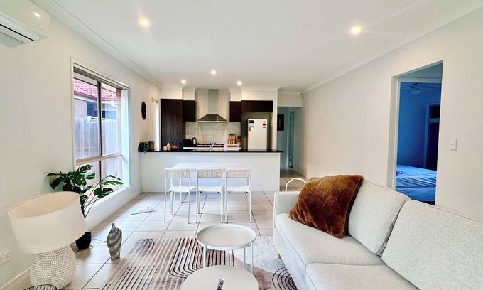 Coomera House | Adventure Haven - Family Fun Near Theme Parks & Shopping Centers