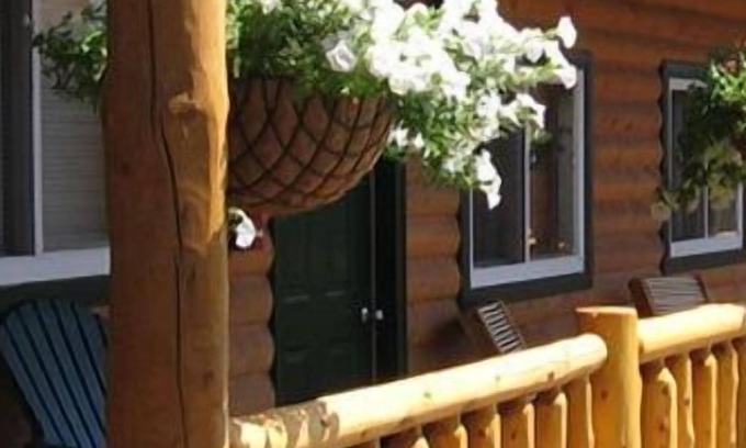 Ely Hotel | Adventure Inn