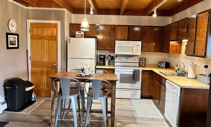 Wildernest Condo | Adventures await you with this cozy condo that sleeps 6