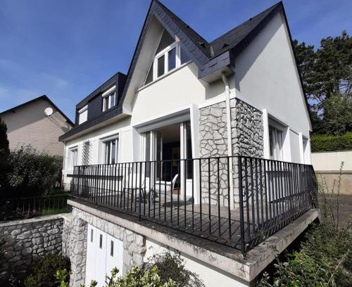 Ault House | AG12 Villa "Les Dix Mouettes" Vue Mer Confort & Moments Inoubliables