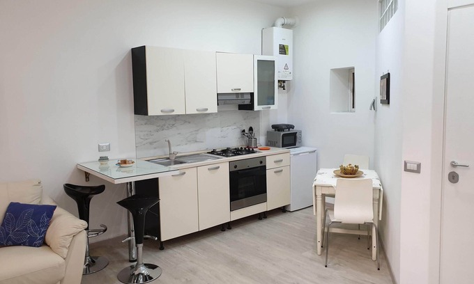 Naples City Centre Apartment | AI DECUMANI apartment