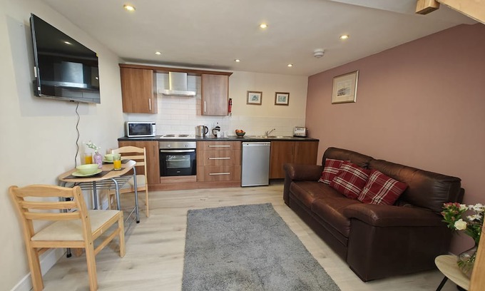 Berwick-upon-Tweed House | Aidan Cottage - Beal