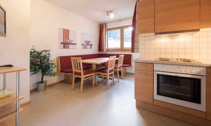 Vergoetschen Apartment | Aifner up to 6 people - Apartment Haus Renate