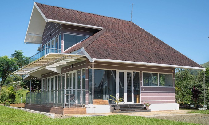 Elappara Villa | Ainsley the most beautiful family villa in vagamon and has meadows of its own.