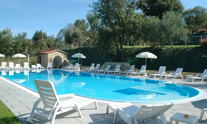 Popoltaio-Schiacciato Other | Air-conditioned flat with pool and wellness area