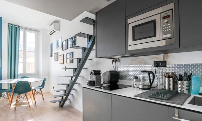 Quartier du Port Apartment | Air-conditioned studio in the Port of Nice
