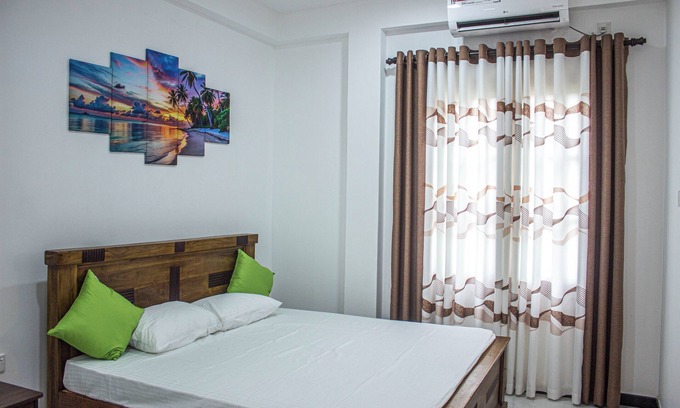 Andiambalama House | “Airport and Paddy View Homestay — your second home near the airport.”