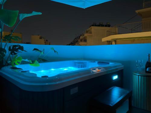 Athens Apartment | AirRent Apartments 4 Jacuzzi Suite