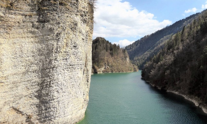 Sovramonte House | "Al Belvedere" home in the greenery of the Belluno Dolomites Park.