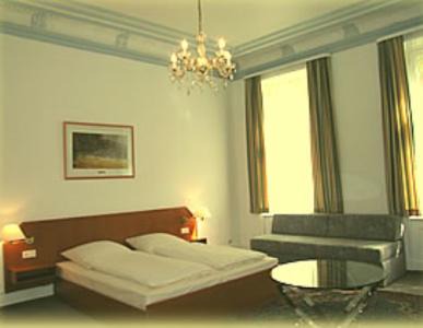 Neustadt Hotel | Alameda