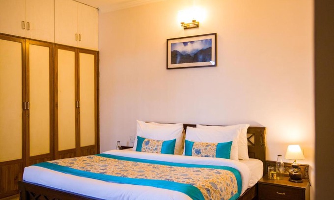 Kasauli Villa | Alaya Stays Mehar Villa - 3 BHK With Garden & Scenic Views