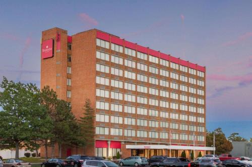 Albany Hotel | Albany Plaza Hotel