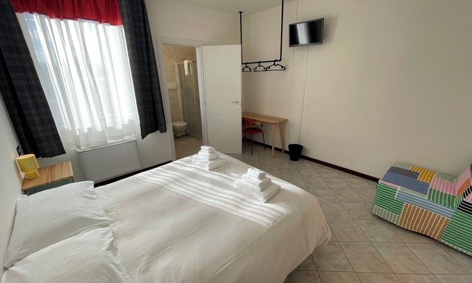 Rossano Veneto House | Albergaria