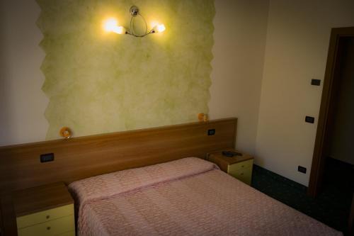 Ranzanico Hotel | Albergo La Romanella