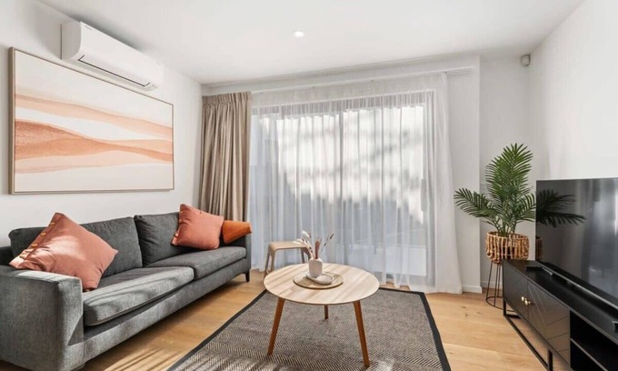 Albert Town Apartment | Albert Town Whare Sum