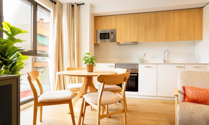 Ciudad Lineal Apartment | Alcala IX apartament in Madrid