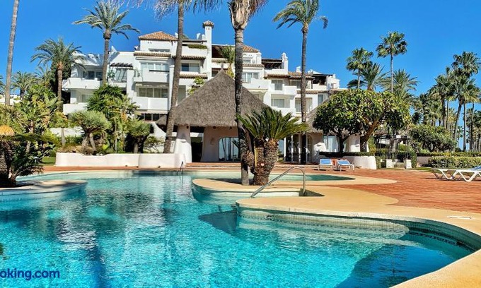 Urbanization Alcazaba Beach Apartment | Alcazaba Beach Apartment 3302