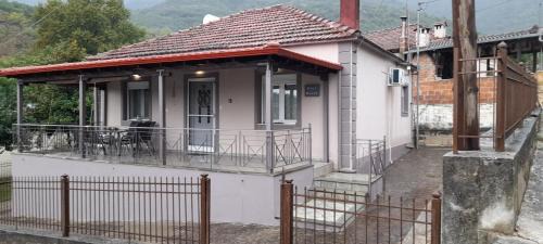 Pyli House | Alex House