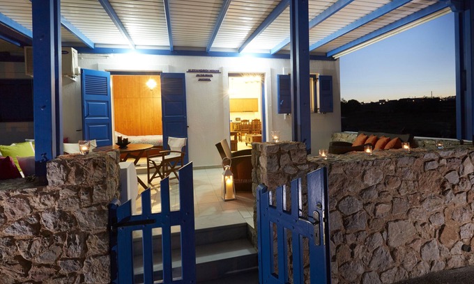 Monolithos House | Alexandros House on the beach at Monolithos Beach - Santorini