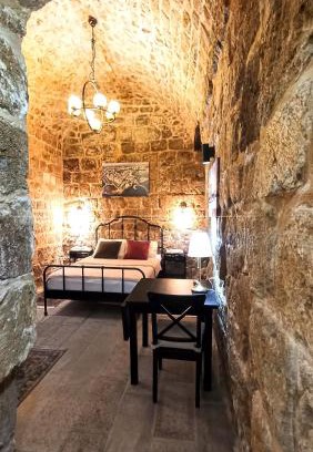 Acre Old City Apartment | Ali Baba's Cave - Acre's Hidden Treasure