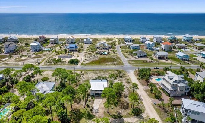 East End House | All Mine 2b/2b E St George Island, Ocean & Bay Views, Beach Access, Pet Friendly
