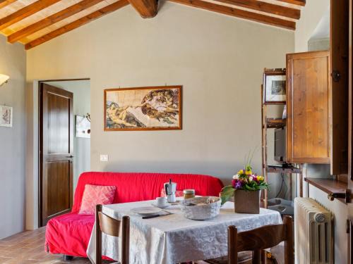 Citta della Pieve House | Alluring Cottage in Citt della Pieve with Swimming Pool