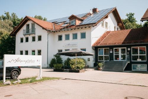 Furstenfeldbruck District Bed & Breakfast | Alpenglühen Smart Hotel