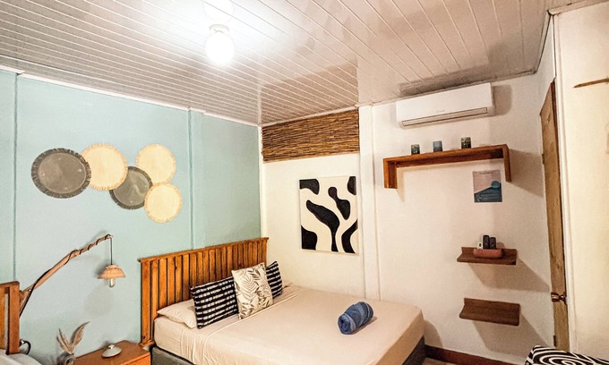 Manzanillo Bed & Breakfast | Alquimia Caribbean Bed & Breakfast with AC in Manzanillo Costa Rica