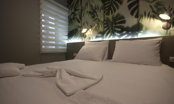 Himare Cabin | Alyvia Rooms
