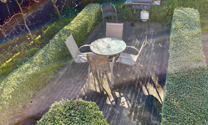 Christchurch Hotel | Amalfi Motor Lodge