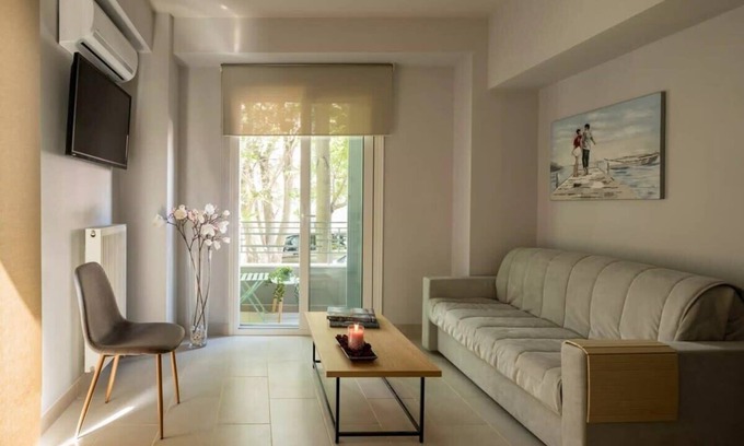 Kinosargous Apartment | Amazing 1BR Apartment in the Heart of Athens