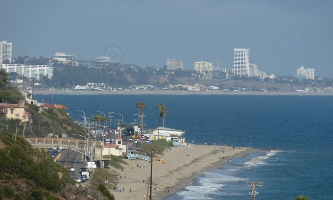 Malibu Villa | Amazing 3000 sqft Panoramic Ocean View Villa Steps to Beach, sleeps 12