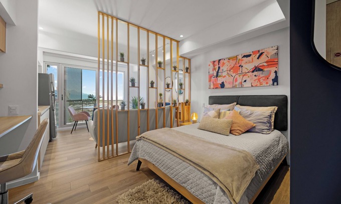 Zona 13 Apartment | Amazing Aircrafts Views in Front of Airport
