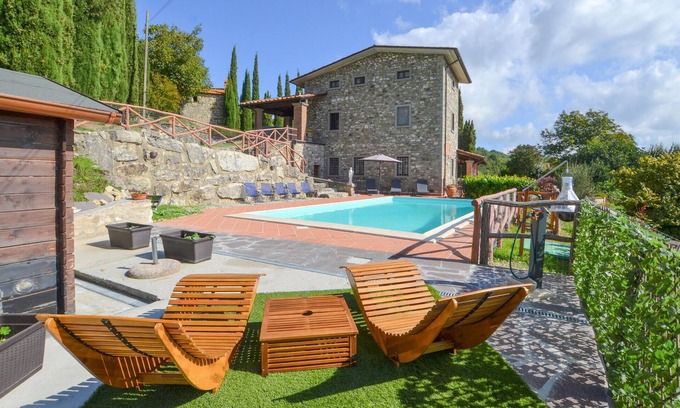 Caprese Michelangelo Apartment | Amazing apartment in Caprese Michelangelo