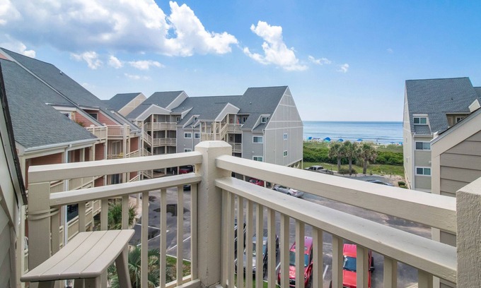 Long Beach Condo | Amazing Beach, Ocean Views From 3rd Fl Condo Deck, Large Communal Pool
