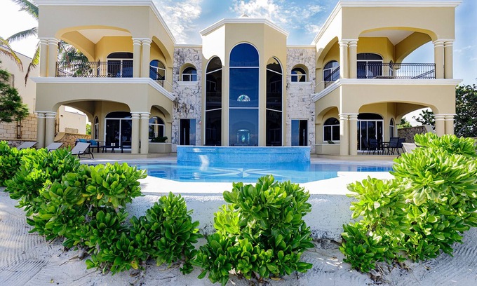 Soliman Bay Villa | Amazing Beach Retreat at "The Oasis"