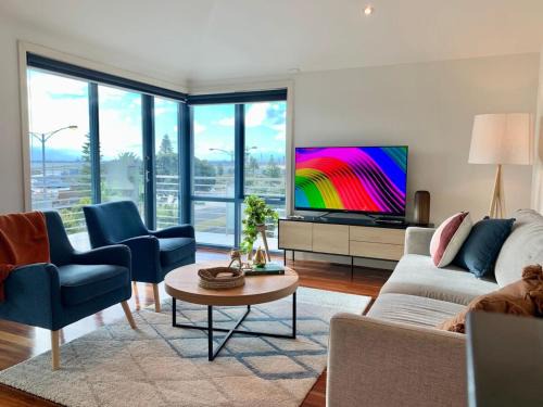 Saint Kilda South Apartment | Amazing Beachfront & City Views 2 bed 2 bathroom