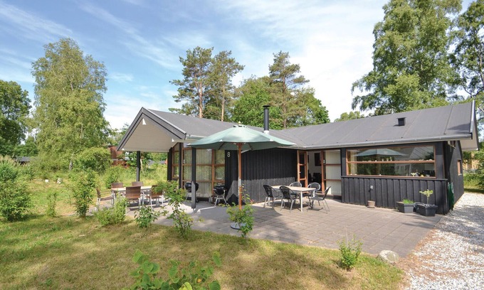 Grena Strand House | Amazing home in Grenaa with WiFi