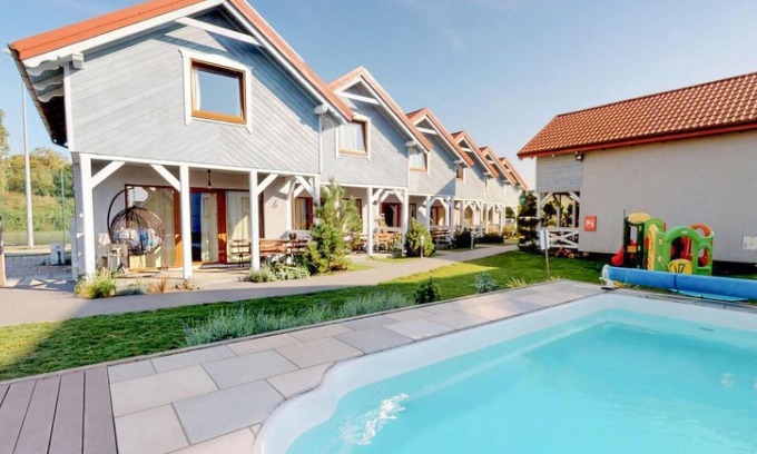 Karwia House | Amazing home in Karwia with WiFi