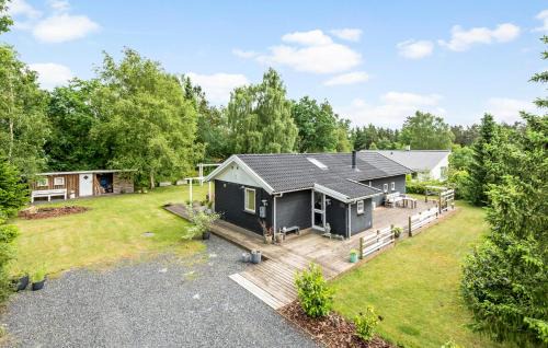 Ronde House | Amazing Home In Rønde With Wifi