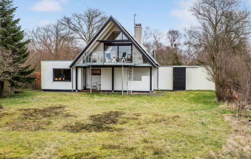 Ronbjerg House | Amazing Home In Roslev With Sauna